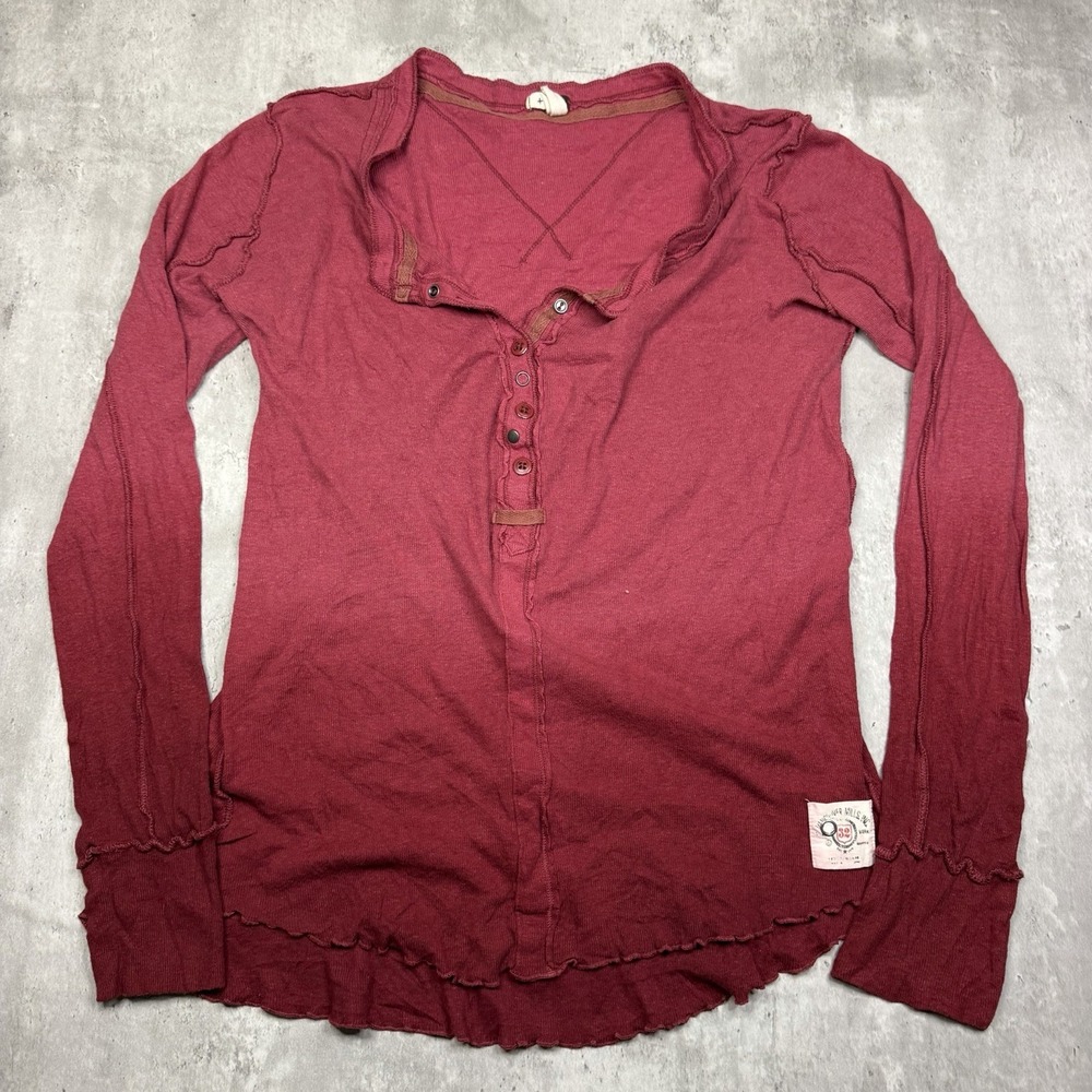 We The Free Free People Henley Shirt Long Sleeve M  Gradient Red Raw Hem